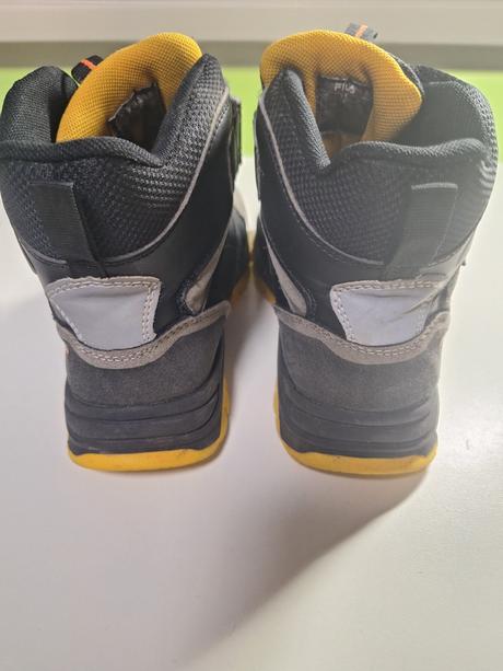 Zimna obuv 34, fila,34