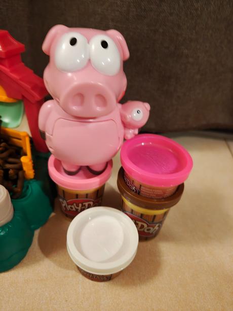 Play-doh farma s prasiatkami, 