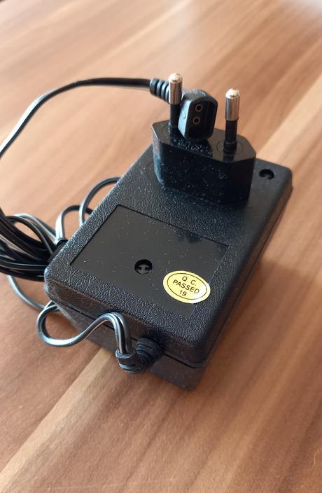 Univerzálny adaptér, 