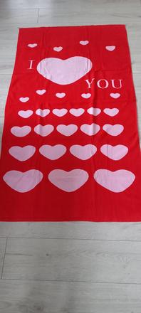 Srdiečkovy červený uterak,