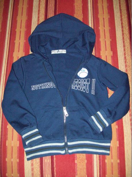 Tenšia mikinka, 104