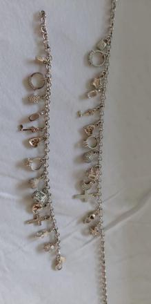 Masívny strieborný set s príveskami, 