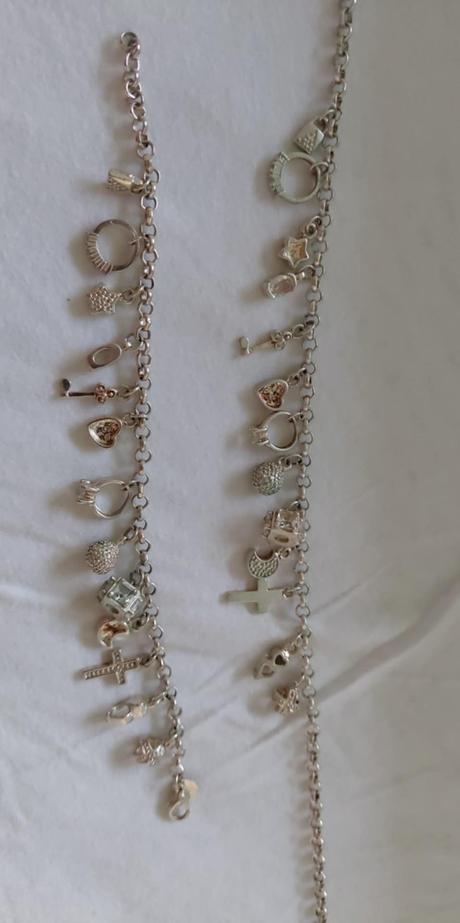 Masívny strieborný set s príveskami, 