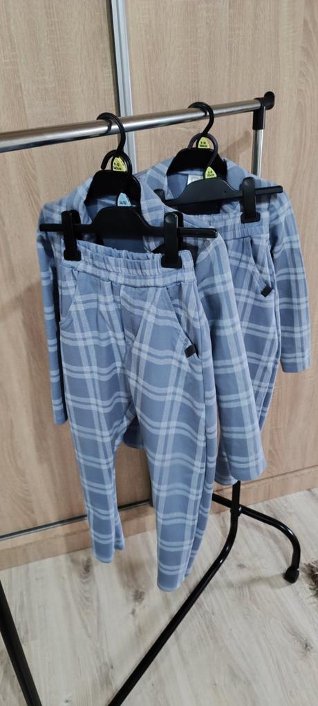 Chlapčenský oblek, 122