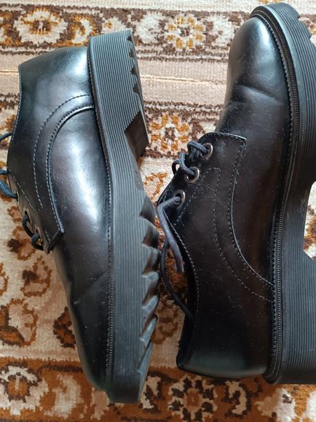 Čierne šnurovacie topánky, graceland,39