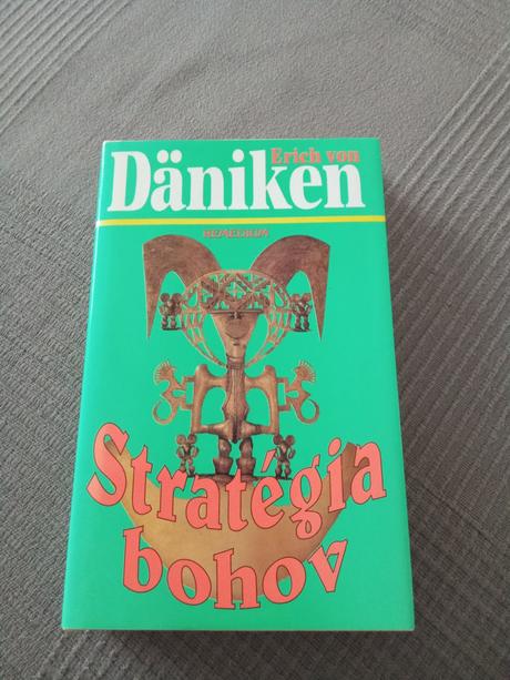 Däniken - stratégia bohov, 