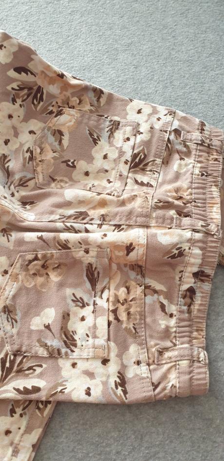 Nohavice č.116-122, 116