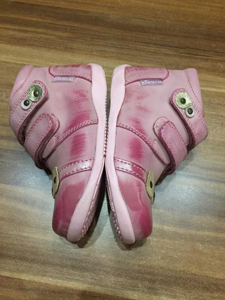 Topanky, kornecki,24