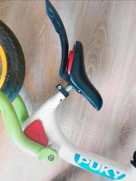 Odľahčené odrážadlo puky lr ride s blatníkom, puky