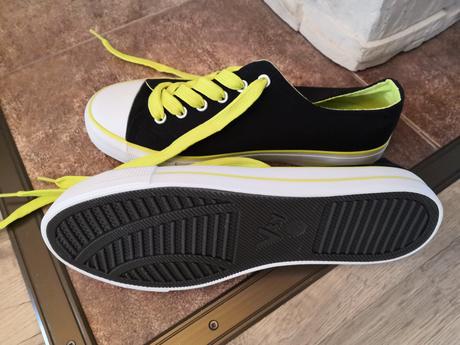 Plátené tenisky 38 - nové, 38