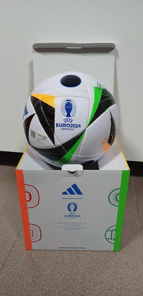 Futbalová lopta euro 2024, veľkosť 4 a 5, adidas