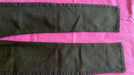 Málo nosené zelené rifle slimky, 36