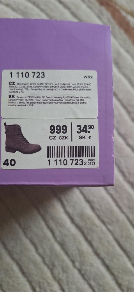 Poltopánky, graceland,40