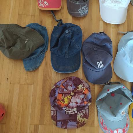 Šiltovky a klobúčiky 1e/k nosené výlučne mojimi d, 134