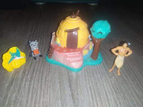 Polly pocket pocahontas set,