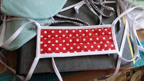 Rúška proti chrípke a vírusom, 