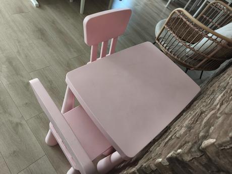 Stôl a 2 stoličky mammut ikea, 