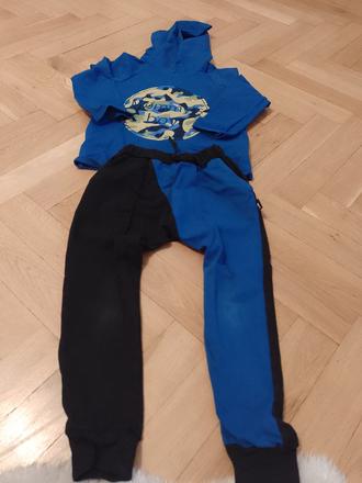 Štýlová súprava s pudlacmi, 122