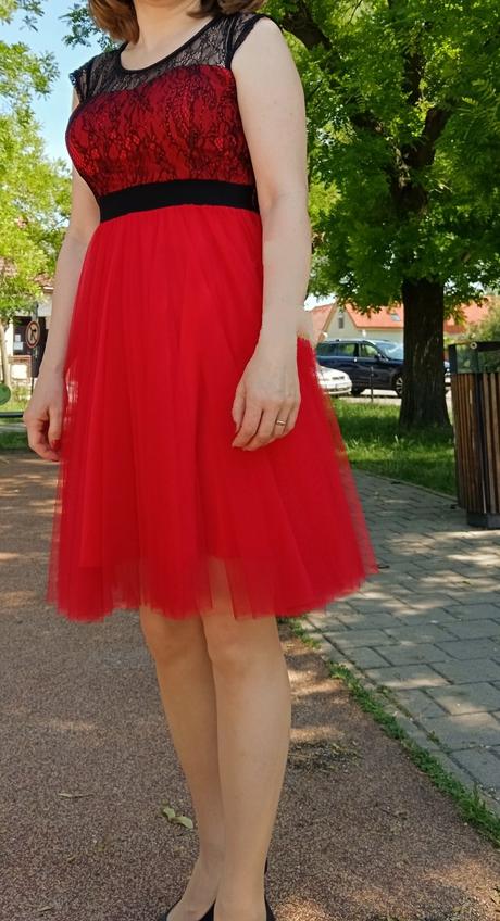 Slávnostné šaty, 36