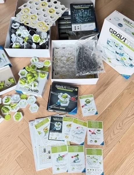 Stavebnica gravitrax,