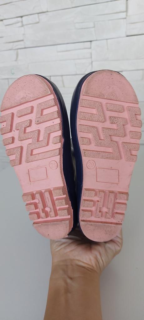 Gumáky, nelli blu,26