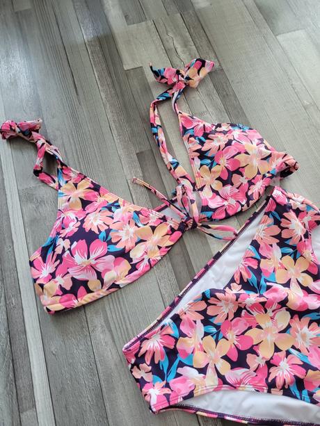 Kvetované plavky, xl