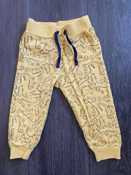 Chlapčenské tepláky velk.86, 86