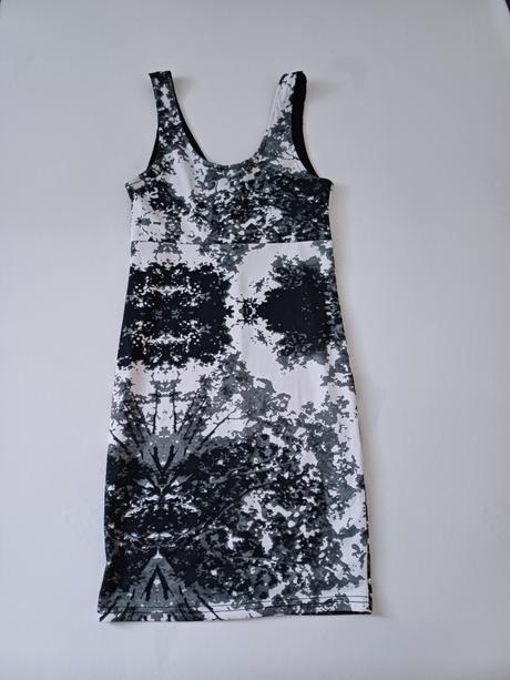 Cierno-biele saty, xs