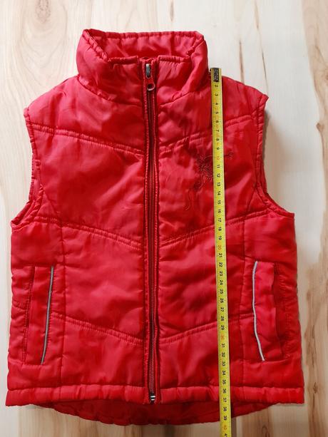 Červená vesta, kiki&koko,104