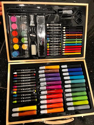 Colouring case výtvarná sadanakreslenie,malovanie,