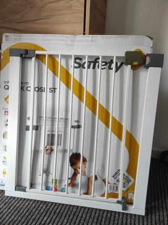 Zábrana na schody, safety 1st