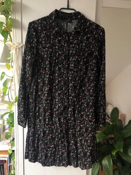Kvetinkové šaty/ čierne jarné šaty kvetinove, xs