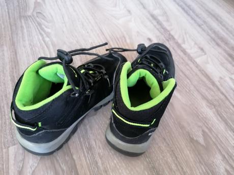 Turistické topanky, 31