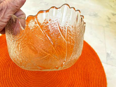 Starožitné sklenené misky 2 ks, 