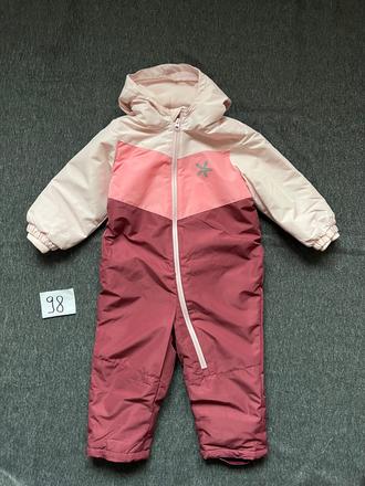 Overal do snehu, lupilu,98