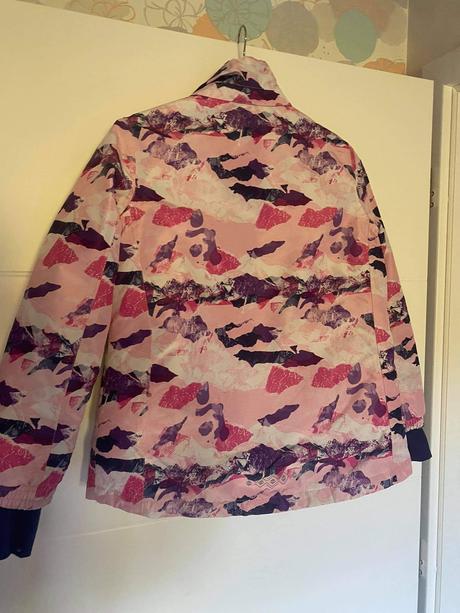 Vetrovka, crivit,152