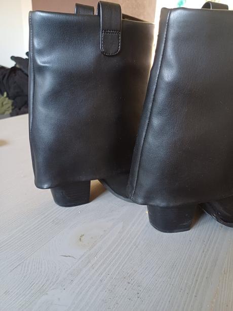 Kotnikové topánky, steve madden,39