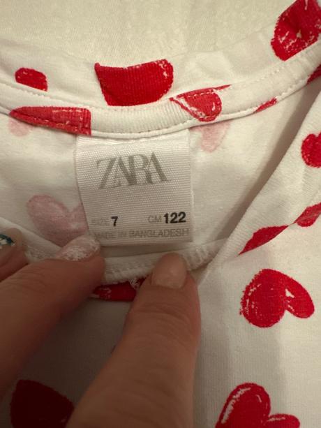 Srdiečkové tričko, zara,122