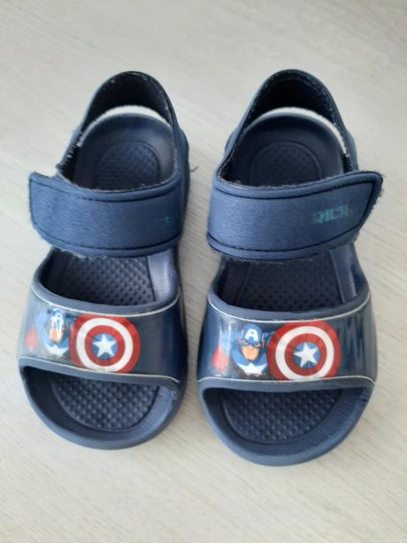 Sandálky vel.24, 24