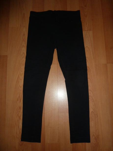 Čierne legíny, pepperts,122