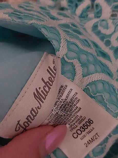 Modré točive šaty, 92