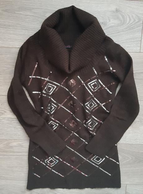 Hnedy sveter s flitrami, m