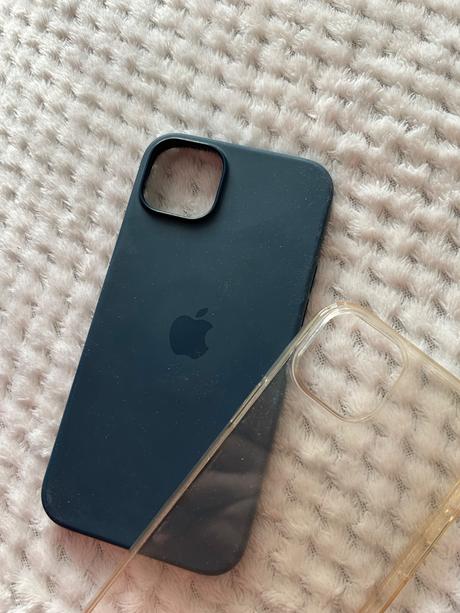 Kryty na iphone 14plus, apple