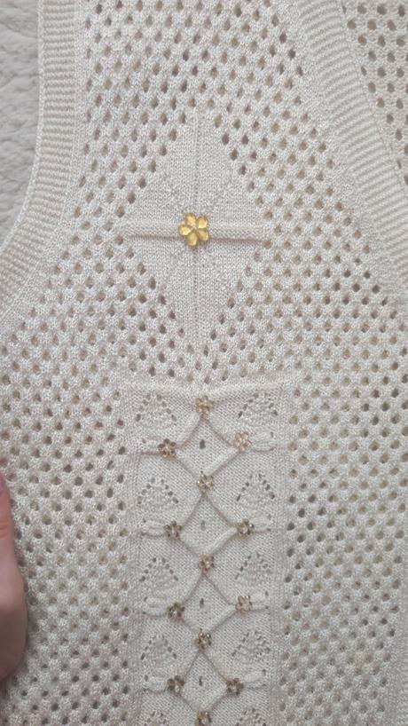 Dámska vesta s ozdobami, l