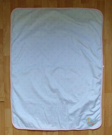 Ruzova biela vtacikova deka carters, 