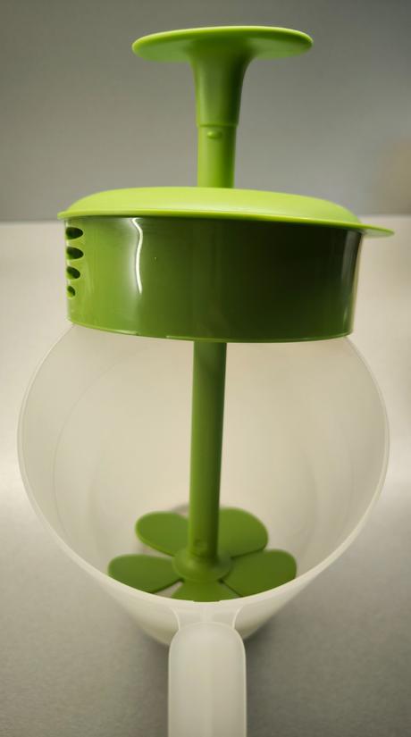 Džbán tupperware blossom jug,