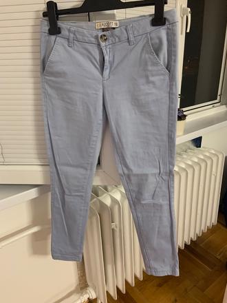 Modré nohavice business, 34