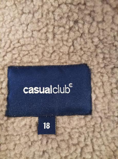 Teplá vesta bez rukávov, 46