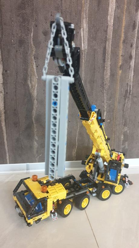 Lego technic 42108  - pojazdný žeriav  top stav, 
