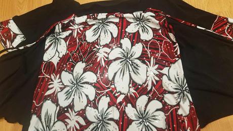 Elegantné blúzkové tričko v. 42, 42